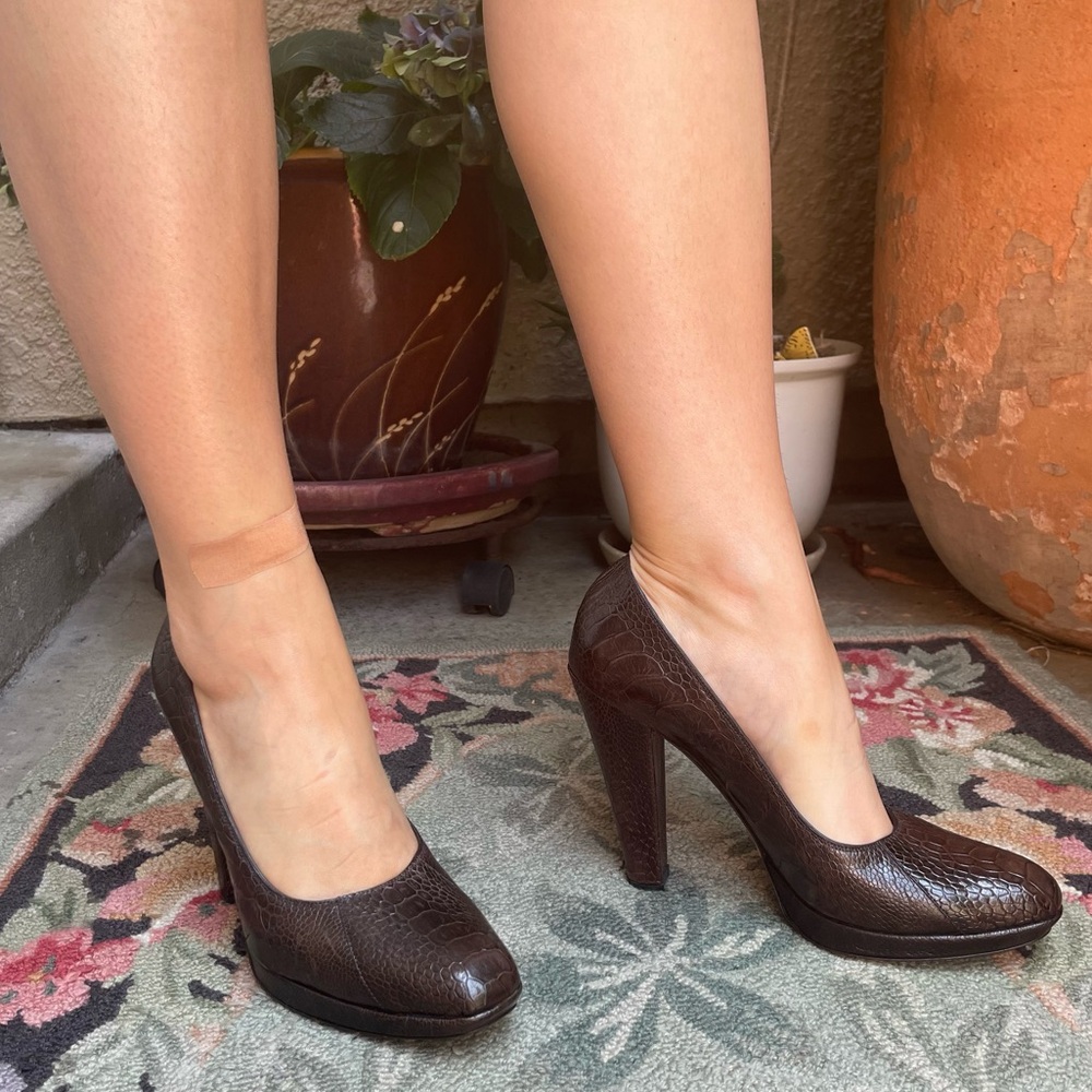 New Gucci Dark Brown Alligator/Leather Heels Elegant Design - Picture 7 of 13